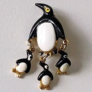 VTG Penguin With Babies Brooch Dangle Pin Black White Enamel Gold Tone Metal 80s